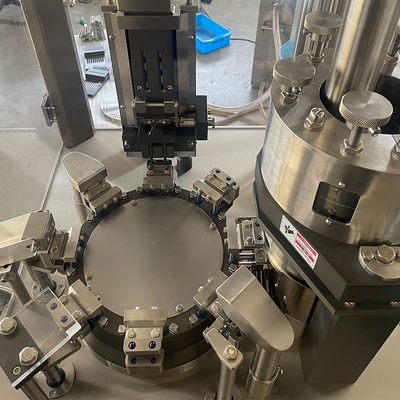 SED-200J 60dB Hap Güç Tüketimi 3.2kw Otomatik Kapsül Dolum Makinesi