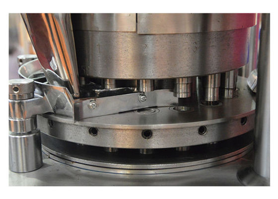 5 Punch Button Kontrollü Farmasötik Makine Ekipmanı Rotary Tablet Baskı Makinesi 12000 Pcs Per Hour