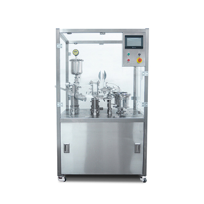 1200-1800 Adet / Saat Önceden Doldurulmuş Şırıngalı 3.5KW Vakumlu Sıvı Dolum Takma Makinesi